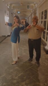 Shrutika Instagram - Modified step with spl lil hearts for my darling apa😍 ...after so long ..missed u apa miss cwc ..miss everyone and everything about it 😍😍😍

Video credits @akshay3387 
@chef_damu

#family
#cwc #television #real #reels #fun #joy #love #apa #reelsinstagram #insta #instagood #instareels #happy #happiness #famjam❤️