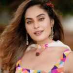 Shrutika Instagram - Costume @malarvikrambridalcouture Make up @chisellemakeupandhair Photography: @sinty_boy postwork: @shot_by_panneer Hair @vama_moirangthem Styling @shrutika_arjun #cookuwithcomalivijaytv #cookuwithcomali #cwc3 #love #thankful #happy #tamil #television #tamil #instagood #instalove #instagram #pictureoftheday #instapic #picoftheday #lovelypeople #vijaytelevision #vijaytv #cwcseason3