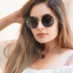 Shrutika Instagram - Pic courtesy @sinty_boy @shot_by_panneer #insta #instagood #instamood #instapicture #instagram #instafashion #dress #dressupday #smile #happiness #spreadpositivity #spreadjoy #shades #cool #calm #pose #smile #photooftheday #vijaytelevision #cwc19 #cookuwithcomali