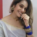 Shrutika Instagram - When ur dressed solos are an essential and when it's ur favourite attire a lot of solos are super essential 😂 Saree! My all time favourite Welcoming the onset of onam Onam Ashamsakal ! #Indian #onam #onamashamsakal #festivevibes #festival #indianethinicwear #ethinicwear #ethinicjewellery #saree #jewellery #peace #happiness #joy #india #indianwear #insta #instagood #instamood #instapicture #instalike #instagram #keralagodsowncountry #traditional