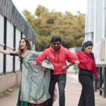 Shrutika Instagram - With my favourites😍 Photography @sinty_boy Postwork @shot_by_panneer Make up @artistrybyolivia Hair @vama_moirangthem Styling @shrutika_arjun @vijaytelevision #television #specialguest #reality #realityshow #fun #funpeople #instagood #insta #instalike #instagram #picture #instapicture