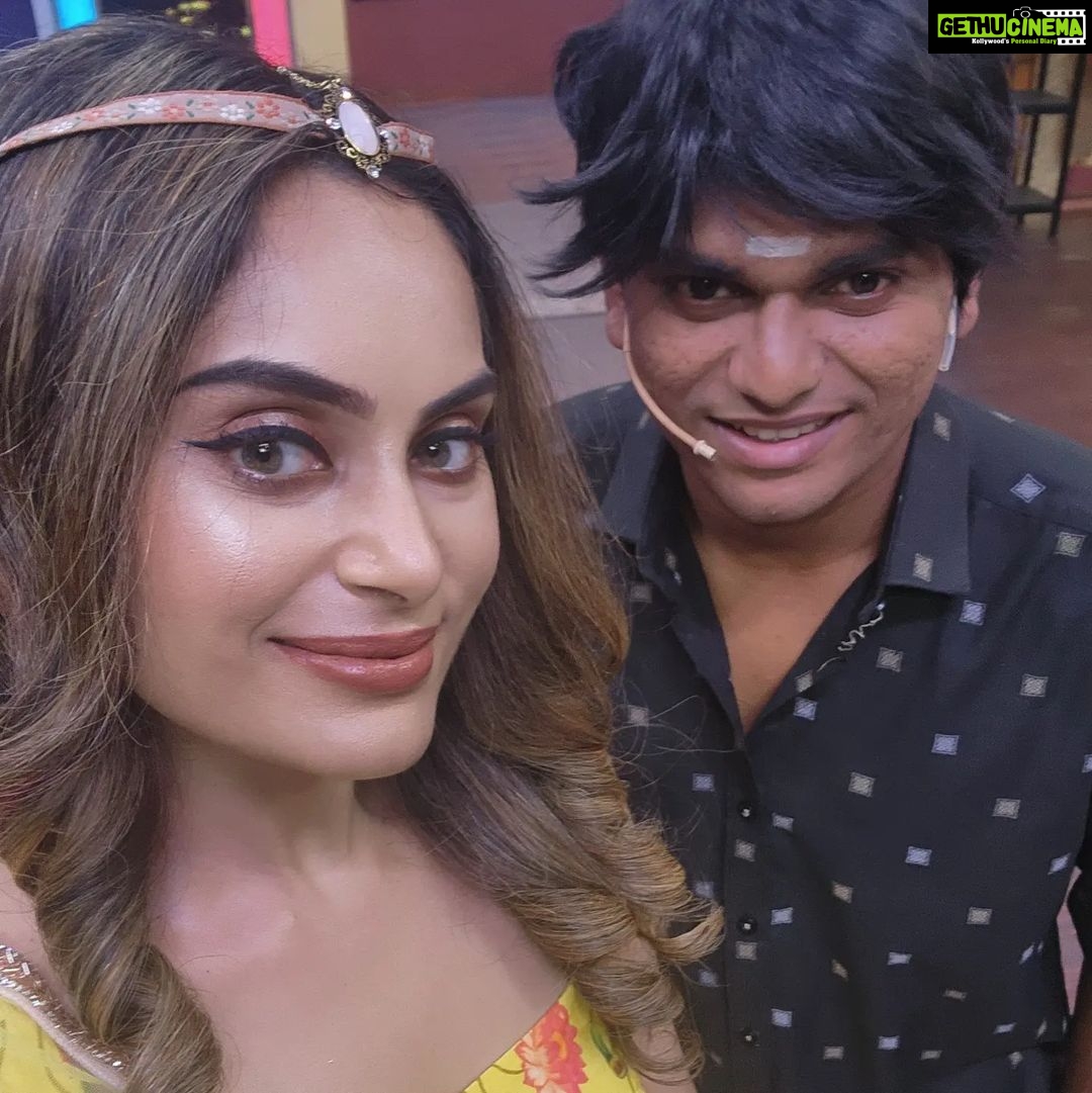Shrutika Instagram - #cwc3 #cwc #cwcseason3 #cookuwithcomali3 #cooking #team #together #funpeople #happy #happiness #cook #joy #funny #reality #tamil #realtyshow #instagood #instagrammers #insta #instalove #instagram #instagramers #vijaytelevision
