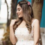 Shrutika Instagram - Costume: @malarvikrambridalcouture Photography: @sinty_boy postwork: @shot_by_panneer Make up : @chisellemakeupandhair Hair @vama_moirangthem Styling @shrutika_arjun #cookuwithcomalivijaytv #cookuwithcomali #cwc3 #love #thankful #happy #tamil #television #tamil #instagood #instalove #instagram #pictureoftheday #instapic #picoftheday #instagood #instagram #instafashion #instamood #instalove #mood #white #happy #positivity