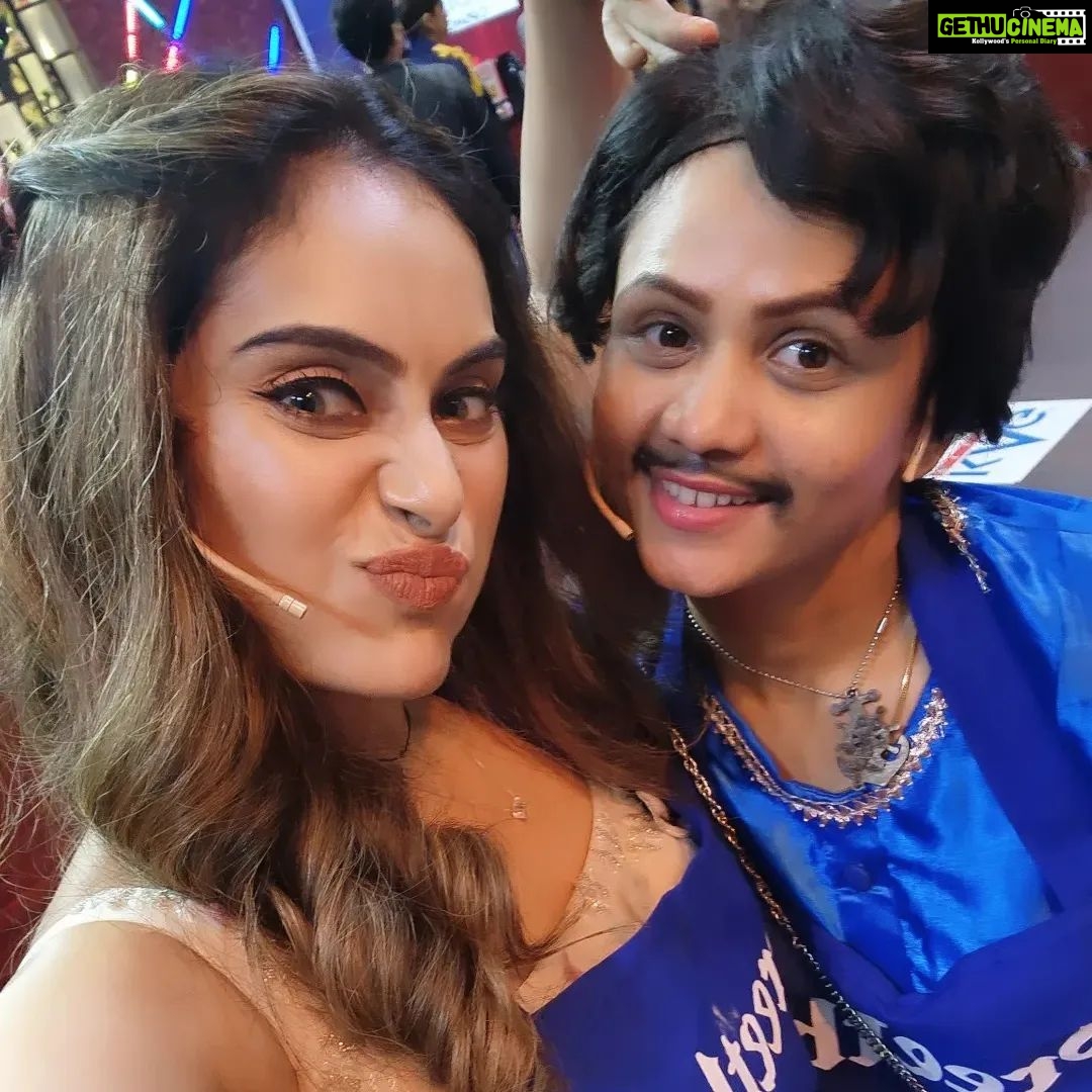 Shrutika Instagram - #cwc3 #cwc #cwcseason3 #cookuwithcomali3 #cooking #team #together #funpeople #happy #happiness #cook #joy #funny #reality #tamil #realtyshow #instagood #instagrammers #insta #instalove #instagram #instagramers #vijaytelevision