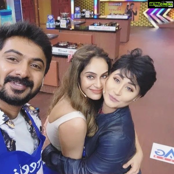 Shrutika Instagram - #cwc3 #cwc #cwcseason3 #cookuwithcomali3 #cooking #team #together #funpeople #happy #happiness #cook #joy #funny #reality #tamil #realtyshow #instagood #instagrammers #insta #instalove #instagram #instagramers #vijaytelevision