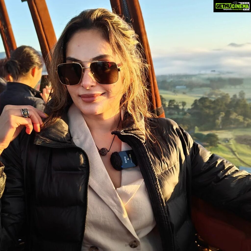 Shrutika Instagram - This early morning hot air balloon ride with the view of the sunrise was bliss and breakfast @yaravalley was picturesque.This whole place #yaravalley was like a poster so totally luvd the suburbs @australia #hotairballoon #yaravalley #australia #sunrise #scenic #poster #nature #instagood #instagram #post #breakfast #vacation #beautifuldestinations #beautifulplaces #aussie #globalballooningaustralia #hotairballoon#melbourne Yarra Valley Chocolaterie & Ice Creamery