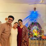 Shubhaavi Choksey Instagram - Ganpati Bappa Morya 🙏🏻 Thank you @sahilanandofficial and @mongarajneet to having me ❤️ The Crazy the peoples’ @iam_ejf @aakanshashukla0803 @shreya_nehal @vinitps @priyalmahajanofficial Lots of love and wishes @ritu_vasishtha ❤️ Ps: MY FAVOURITE PHOTO IS the 5th one @iam_ejf 🤣🤣 #ganpati #ganpatibappamorya #2022