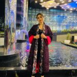 Shubhaavi Choksey Instagram - “Create your own style … Let it be unique for yourself and yet identifiable for others “ Anna Wintour Makeup by @zaid_ars92 Styled by @jaferalimunshi Outfit custom made by @shanelounen #fashionstyle #recycle #makesomethingnewfromold #2022