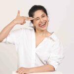 Shubhaavi Choksey Instagram - Goofing around is my favourite exercise …. If you don’t believe me ask my friends , they will vouch for this 🤣🤣 📸 @ananndsampat 💄 & 💇‍♀️ @sandybeauti 👗 @jaferalimunshi ❤️ @anjalivuduta @ankurghatge_ @greenlight__media 📍 @backstage_mumbai #enjoylife #keepgoing #crazy #life #me #2022