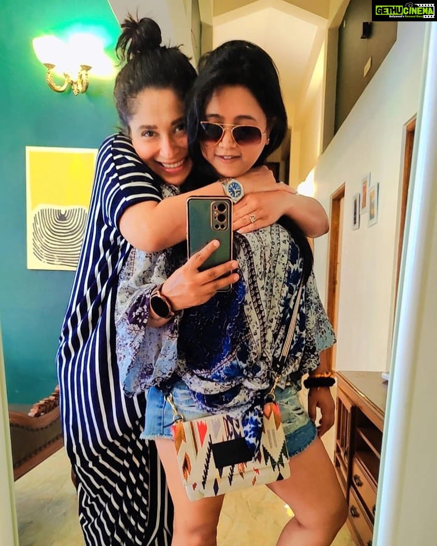 Shubhaavi Choksey Instagram - Happppppyyyyyy Birthdayyyyyy Chutkiiiiiiiiiii…….. This beautiful human I tell you ❤️ @aakanshashukla0803 #birthdaygirl #stayblessed #2022
