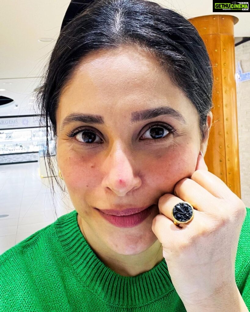 Shubhaavi Choksey Instagram - My never ending love for exquisite jewellery … Purchased this ring from @fiori_dxb… #ringlover #jewellery #fiori #2022