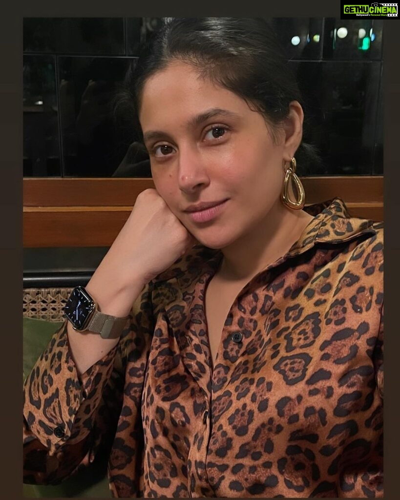 Shubhaavi Choksey Instagram - My love for prints will never ever go…. #nomakeup #justme #relaxed #postafterlongtime #2022