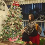 Shubhaavi Choksey Instagram - Poised to Attitude to Crazy: Yeah that’s me 😉 Thank you for clicking these Eriiiiii ❤️….. #aboutlastnight #christmas #2021