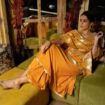 Shubhaavi Choksey Instagram - Whenever I wear yellow, I feel like there is sunlight in a closed room ☀️ Photographed by @shotbyrohitdey Jewellery by @totapari1 Outfit courtesy @myshka_fashion Makeup & Hair by @amuthevar Location courtesy by @younion_mumbai @zkalra PR managed by @oceanmediapr Jewellery Collab courtesy by @aaira_narula Outfit collab courtesy by @rimadidthat Styled by @rimadidthat & @shubhaavi #indian #fashion #ethnic #style #2022