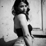 Shweta Basu Prasad Instagram - 🎶 Simarik by Tarkan 🎶 📸 @areesz Bandra