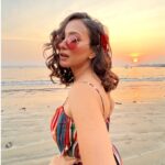 Shweta Basu Prasad Instagram – Beach waves. Beach and waves

For INDIA LOCKDOWN premiere at 53rd IFFI Goa. 

Hair @preefafernandes 
Managed and photographed by @iamwolfienair 
Wardrobe: personal 

.
.
.
#indialockdown #53iffigoa #iffi #iffigoa #shwetabasuprasad Cidade de Goa – IHCL SeleQtions