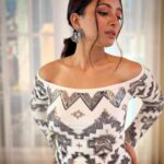 Shweta Basu Prasad Instagram - #indialockdown promotions . Stylist @anokha_ann HMU @khan_do_makeup Outfit @ksonchhatraa Jewellery @alasajewels @ascend.rohank Assistant stylist @ajinkya_abraham Managed and photographed by @iamwolfienair . . #shwetabasuprasad #zee5