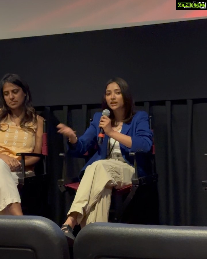 Shweta Basu Prasad Instagram - Retake premiere at the New York Indian film festival. Panel discussion with fellow filmmakers, moderated by the lovely @su4ita Thank you Torres परिवार and @manishrahatkar for attending the film and everyone else ❤ Missed my team @retakeshortfilm 📸 @ray_torres138 @chris.torres . . . #retakeshortfilm #shwetabasuprasad Manhattan, New York