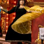 Shweta Menon Instagram - Costume 💃 @fatiz_official @noushifatiz MUA lipstick 💄 @abilashchickumakeupartist Stylist @jessymj44 Jewellery @planetjewel Camera @perfect_makers