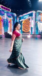 Shweta Menon Instagram - Stylist : @tharunya_vk
Outfit: @seven.stories.calicut
MUA : @jeenastudio
Jewellery: @planetjewel