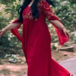 Shweta Menon Instagram – #ShwethaMenon
Stylist: @tharunya_vk
Make up : @abilashchickumakeupartist 
Outfit : @raimes_designerboutique
Jewellery: @planetjewel Trivandrum, India