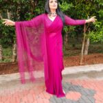 Shweta Menon Instagram - What A Beauti ……….. I Always Love To Work With U My Sweet Sister Actress @shwetha_menon Makeup Artist @avinash_s_chetia @sonybaby156 💃💃💅💅💄💄💋💋💝💝💞💞💗💗💕💕💓💓💖💖😘😘🥰🥰😍😍🌹🌹❤️❤️🧿🧿🙏🙏 Makeup and Hair style……… Working Time………. Shooting Is Going On………… Ernakulam City, Kerala