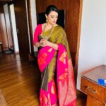 Shweta Menon Instagram - Morning 🌞Inauguration Time From Calicut Makeup Up For My Sweet Sister 💝💝💝 Actress @shwetha_menon Makeup artist @avinash_s_chetia @sonybaby156 Outfit @vybhadesignerstudio Jewellery @kaya_online_ Stylist @tharunya_vk 💃💃💅💅💋💋💄💄❤️❤️🌹🌹💞💖💖💕💕💝💝💗💗💓💓😘😘🥰🥰😍😍👰‍♀️👰‍♀️🧿🧿🌾🌾🙏🙏🛕🛕 Calicut City, Kerala;