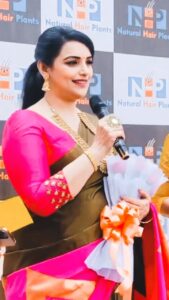 Shweta Menon Instagram - @shwetha_menon x @nhpkozhikode 𝙎𝙩𝙮𝙡𝙞𝙨𝙩: @tharunya_vk 𝙈𝙖𝙠𝙚 𝙪𝙥 : @avinash_s_chetia 𝙊𝙪𝙩𝙛𝙞𝙩 : @vybhadesignerstudio 𝙅𝙚𝙬𝙚𝙡𝙡𝙚𝙧𝙮: @kaya_online_ Calicut
