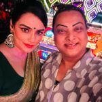 Shweta Menon Instagram - Asianet shooting with my sister…….. Makeup & Hairstyle………. Actress @shwetha_menon Makeup Artist @avinash_s_chetia @sonybaby156 💄💄💋💋💅💅💃💃🥰🥰😍😍😘😘❤️❤️🌹🌹💞💞💕💕💓💓💗💗💖💗💝💝🧿🧿 Ernakulam City, Kerala