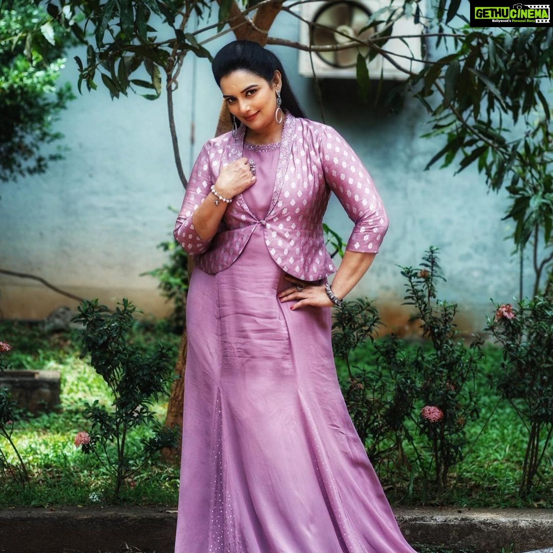 Shweta Menon Instagram - Stylist: @tharunya_vk Wardrobe: @teresadesigners Accessories : @magmatvm MUA : @nagesh_makeupartist Shots : @akhilprasob