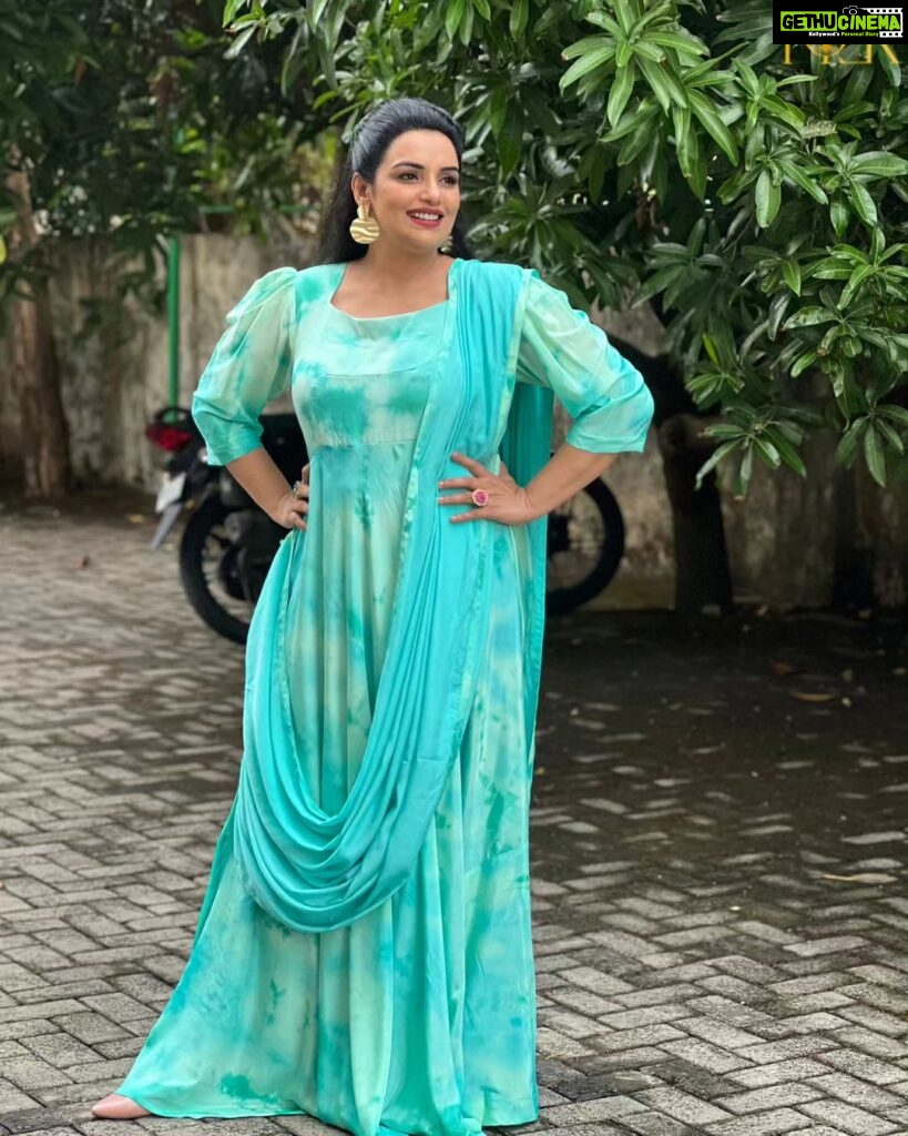 Shweta Menon Instagram - Experience the luxury of bespoke fashion with #houseofemkay 's designs. Each piece is crafted with meticulous attention to detail to bring your unique style to life. Get in touch to elevate your wardrobe today! . Stylists @tharunya_vk . For more info Visit HOUSE OF EM KAY!! 📞 9740798443 📞 8089220634 📍Radhapurakunnu Lane, Jawahar Nagar, Sasthamangalam, Thiruvananthapuram, Kerala 695010 . #EthnicValues #IndianSarees #CultureAndTradition #HouseOfEmkay #DesignerStudio #Trivandrum #TheRealDesignerStudio #RealFashionStore #RealFashionStoreTrivandrum #RealDesignerStudioTrivandrum #FashionInTrivandrum #CustomDesign #CustomDesignerStudio #TrivandrumTrends #TrivandrumFashion #TrivandrumFashionTrends #IndianFashion #LehengaLove #TraditionalChic #customfashion #fashiondesign #Fashionista #OOTD #TrendyThreads #FashionGarments #ShopNow