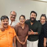 Shweta Menon Instagram - ശംഭോ മഹാദേവ!!! @mohanlal @actor.sidhique @babu_.chandran._ @baburajactor @sudhirkaramana @rachananarayanankutty @shwetha_menon Kochi, India
