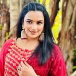 Shweta Menon Instagram - Stylist: @tharunya_vk Wardrobe: @houseofemkay Accessories : @happybeam.in MUA : @sijanmakeupartist Nails by : @_nail_on_sale_