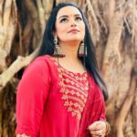 Shweta Menon Instagram - Stylist: @tharunya_vk Wardrobe: @houseofemkay Accessories : @happybeam.in MUA : @sijanmakeupartist Nails by : @_nail_on_sale_