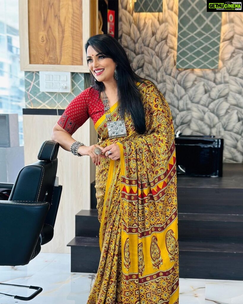 Shweta Menon Instagram - The dazzling @shwetha_menon in timeless elegance with this stunning Yellow Base Modal Silk with red leaf Saree Free shipping in India for orders above 1999/-* DM us for more details or WhatsApp to +91 6282187583 Yellow Base Modal Silk Visit https://byhand.in/ Fabric - Modal Pattern - Printed Worldwide shipping available*** DM for prices and enquires #ByHandFashion #ajrakhStyle #yellowsaree #ajrakhsaree #HandcraftedFashion #saree #TraditionalVibes #EthnicChic #ArtisanalCraftsmanship #SanganeriPrints #HandmadeBeauty #FashionInspiration #ModernTraditional #BohoVibes #FashionStatements #IndianFashion #CulturalElegance #UniqueStyle #HandloomLove #Fashionista #contemporaryindianfashion