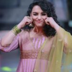 Shweta Menon Instagram - #shwethamenon Stylist : @tharunya_vk Wardrobe : @ahamboutique Accessories : @magmatvm Shots : @abi_fine_shooters MUA : @avinash_s_chetia Nails by : @_nail_on_sale_