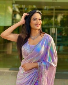 Shweta Tiwari Instagram - Saree @kaaishabyshalini
Accessories @goldsmiths_jewellery
Styled by @sohail__mughal___ @stylingbyvictor
Assisted by @styleby_antara
Pr agency @papillonpublicrelations