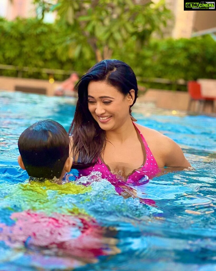 Shweta Tiwari Instagram - 🏊‍♀️ day out!