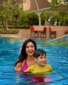 Shweta Tiwari Instagram - 🏊‍♀️ day out!