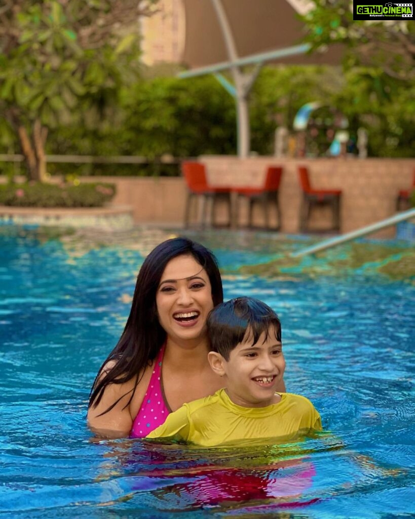 Shweta Tiwari Instagram - 🏊‍♀️ day out!