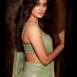 Shweta Tiwari Instagram - Be yourself ! Because an original is worth more than a copy! Outfit @adabymehar Earings @rubans.in Styled by @stylingbyvictor @sohail__mughal___ 📸 @amitkhannaphotography Mua @durgedeepak76