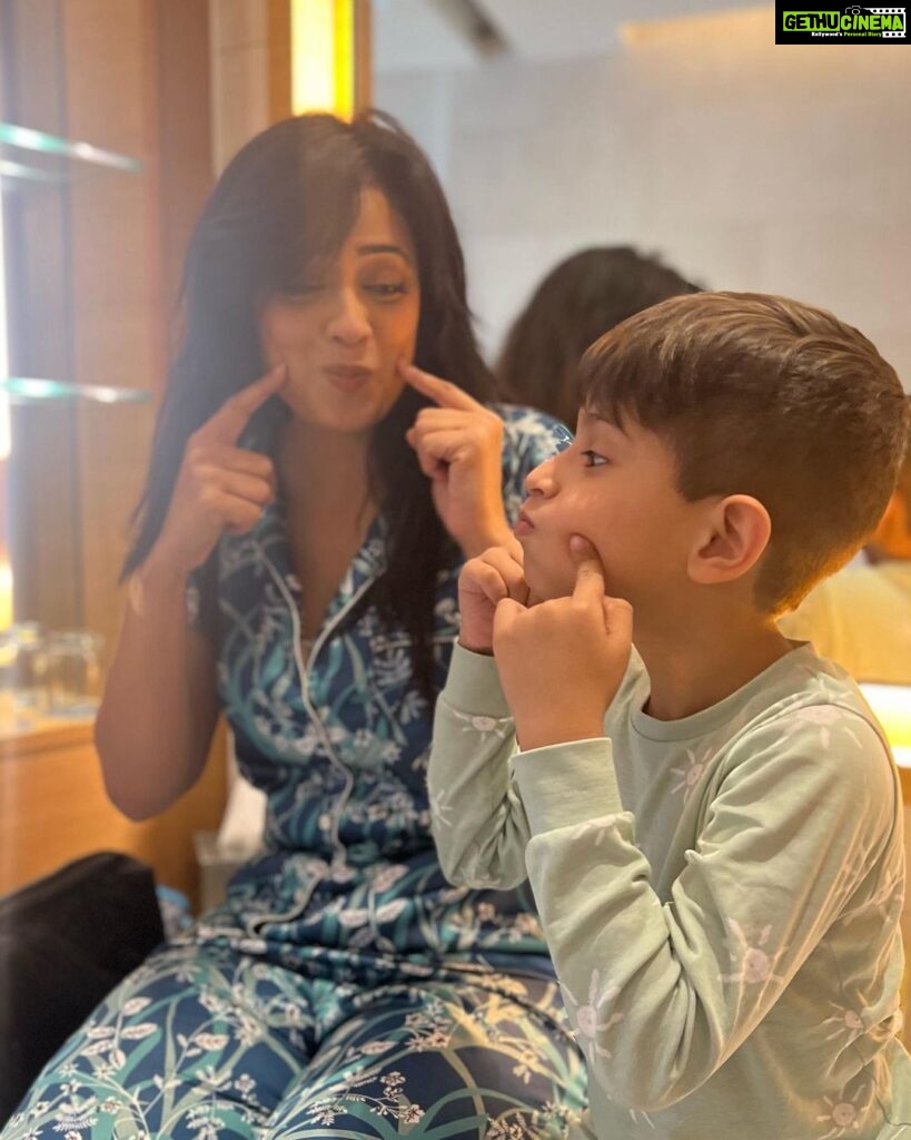 Shweta Tiwari Instagram - For a moment like this! ❤️