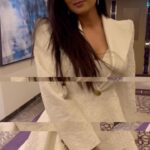 Shweta Tiwari Instagram - “Naazneen” #Naazneen #NewSong #AmitUchana Outfit @ranbirmukherjeeofficial Styled by @stylingbyvictor @sohail__mughal___ Accessories @blingvine Assisted by @styleby_antara @stylevanitywithaarya