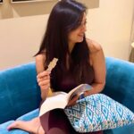 Shweta Tiwari Instagram - Trying to make time to do what makes my soul happy… 📖