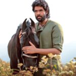Sibi Sathyaraj Instagram - We successfully completed two schedules, now moving on to the final schedule, in a grand periodical set. JACKSON DURAI 🐎 The Second Chapter #SibiSathyaraj #Sibiraj #sathyaraj @Dharanidharanpv @SriGreen_Offl #IdreamStudios @teamaimpr #JD2