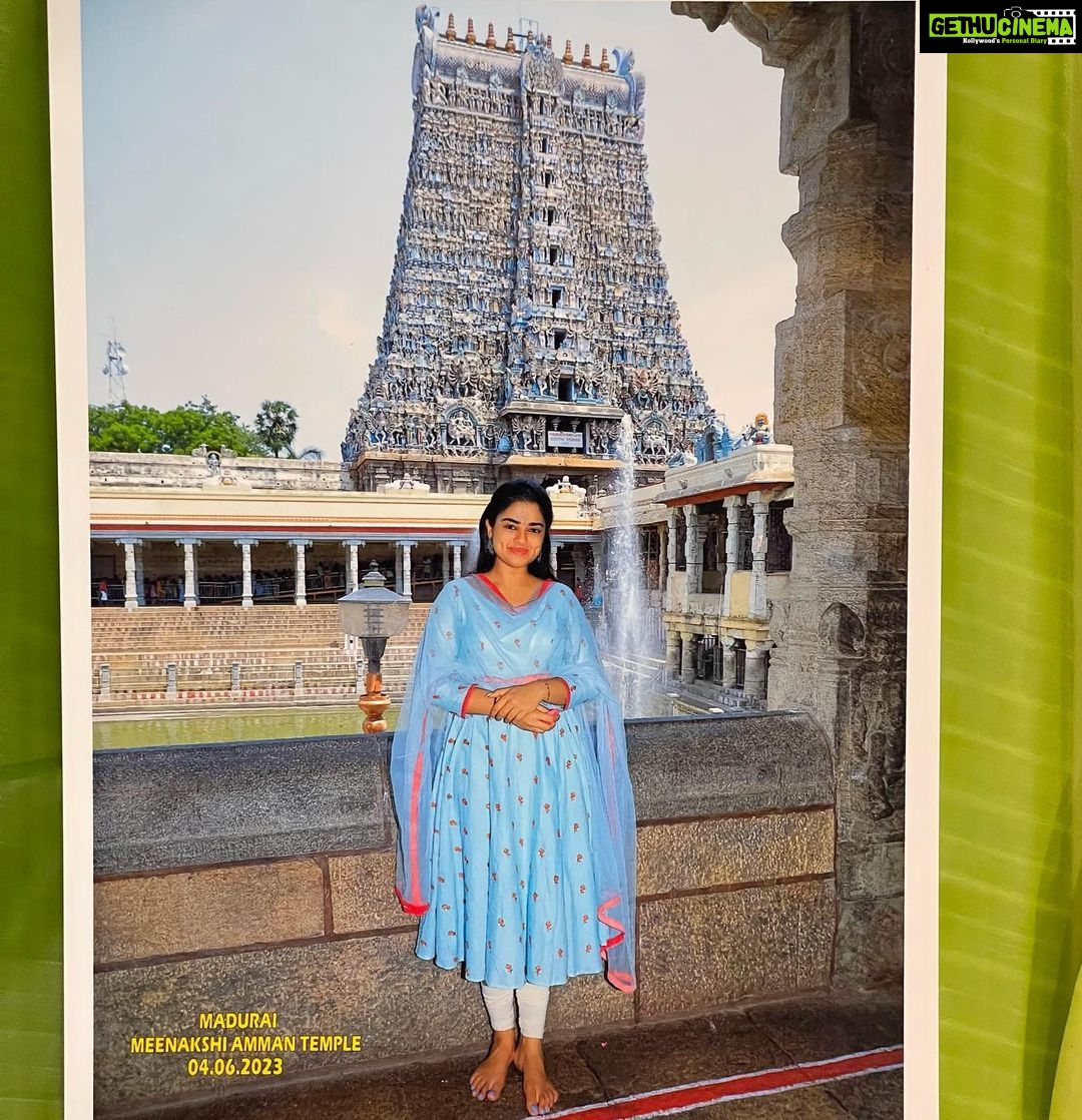 Siddhi Idnani Instagram - Only gratitude ππ»π§Ώπ€ Madurai Meenakshi Temple