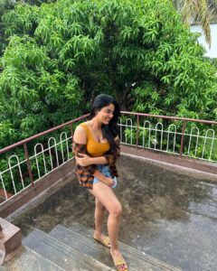 Siddhi Idnani Instagram - 🌧️🌴