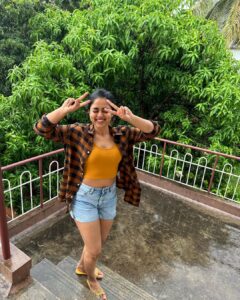 Siddhi Idnani Instagram - 🌧️🌴