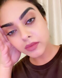 Siddhi Idnani Instagram - 🌻🥰🌸🌈💜🧿