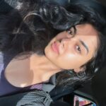 Siddhi Idnani Instagram - golden hour!☀️🌻